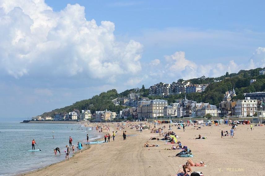 La Reine Des Plages Cls Deauville Trouville-sur-Mer Ngoại thất bức ảnh